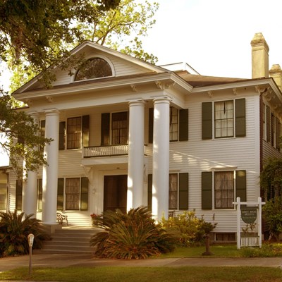 Introducing the Knott House Museum